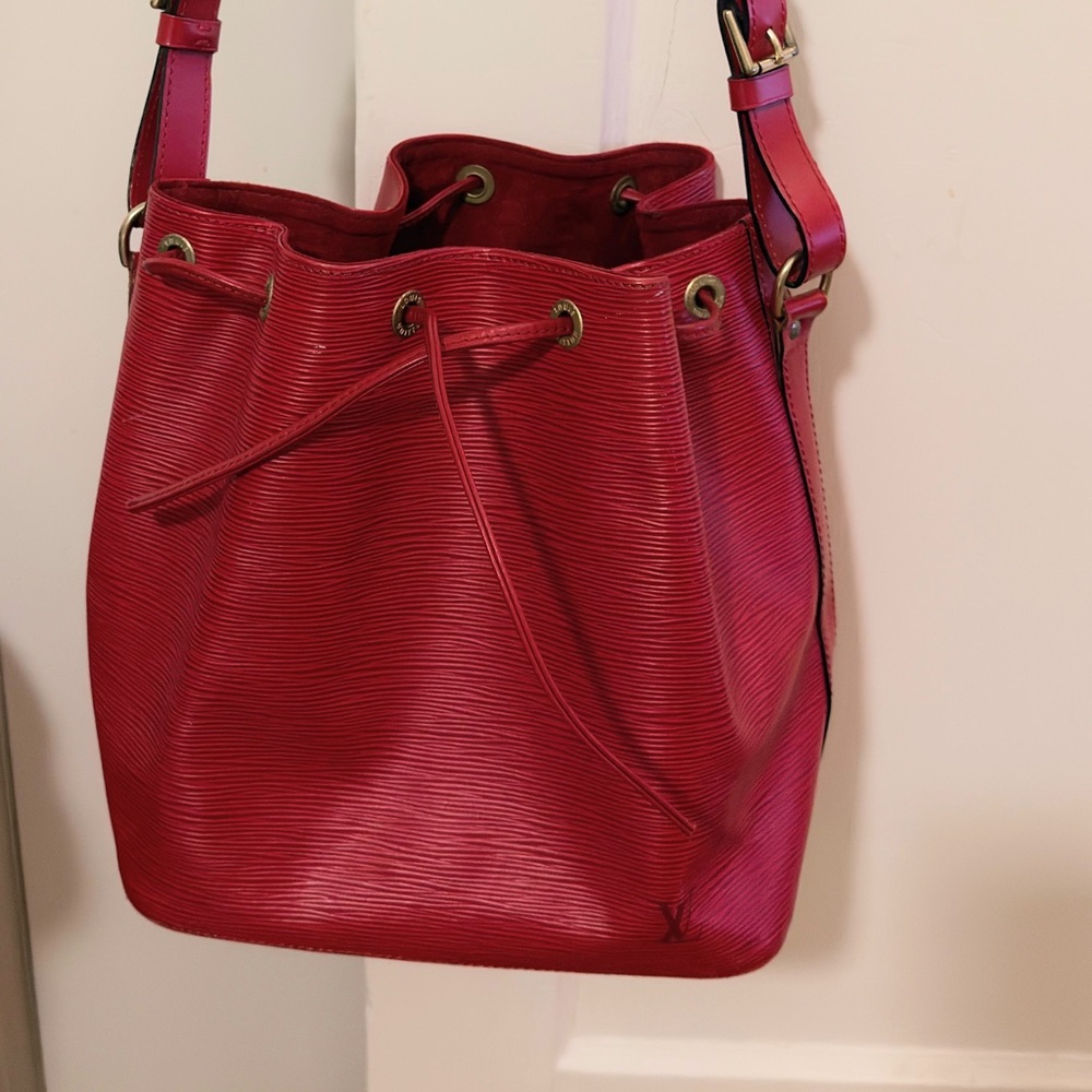 Authentic LV Elegant Red Bucket Bag